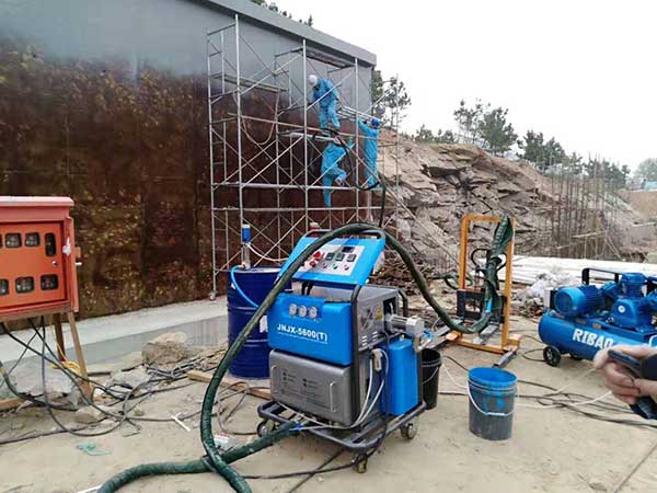 聚脲喷涂机JNJX-Q5600(T)型【图】【视频】(图2) 室外文化墙聚脲喷涂机防腐施工